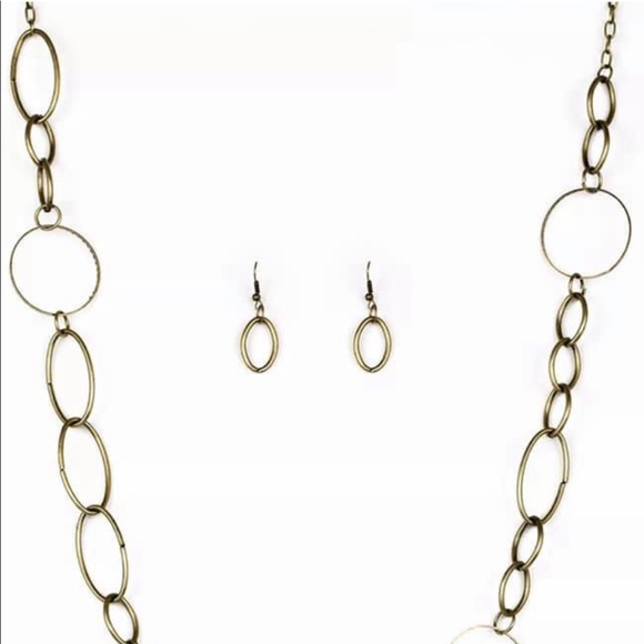 Long necklace - Picture 2 of 2